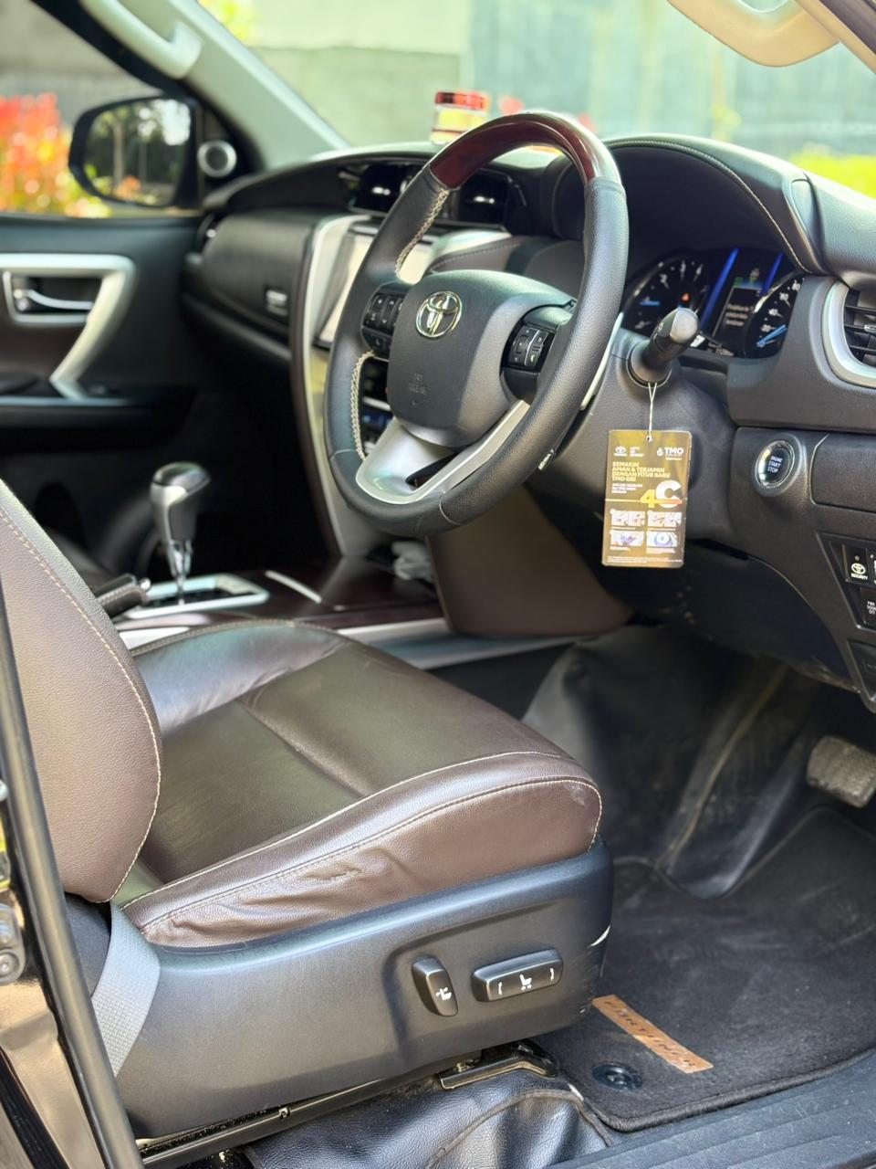2019 Toyota Fortuner 2.4 VRZ TRD 4X2