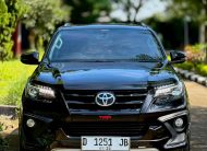 2019 Toyota Fortuner 2.4 VRZ TRD 4X2