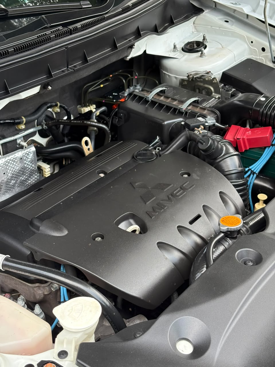 Mitsubishi Outlander px 4×2 A/T